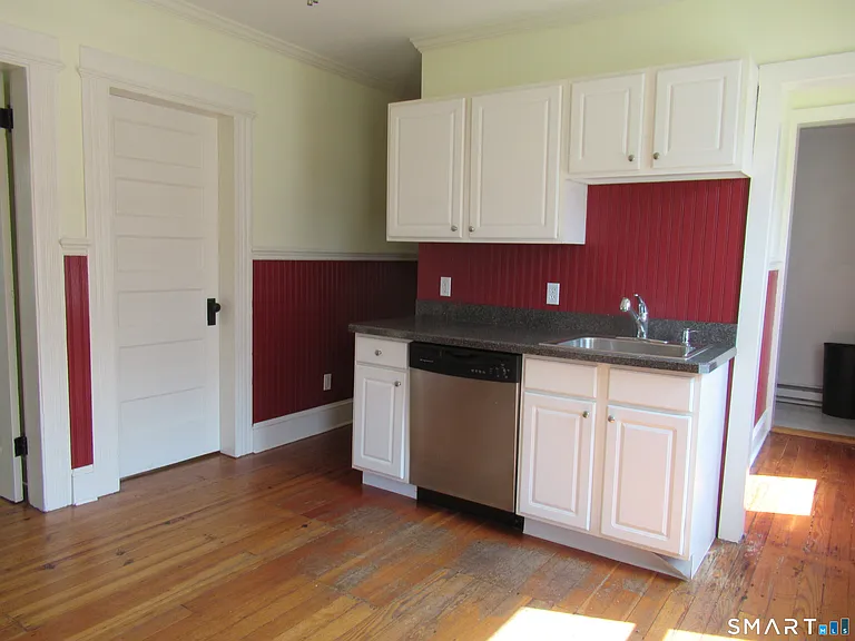 112 Bennett St #1 — Photo 6