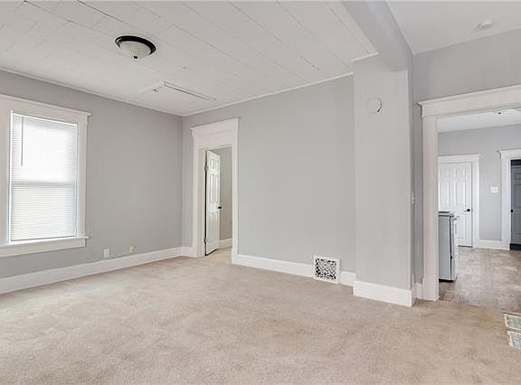 4th image of 1812 Mulberry St