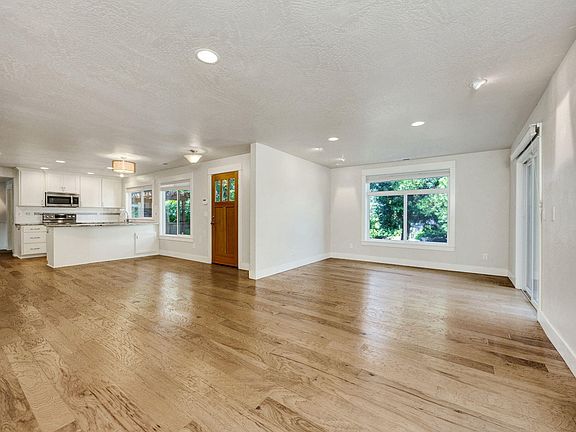 2nd image of 1180 Bellview Ave