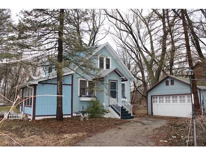 27774 W Ridge St photo 1