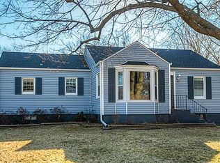 3217 56th St, Des Moines, IA 50310