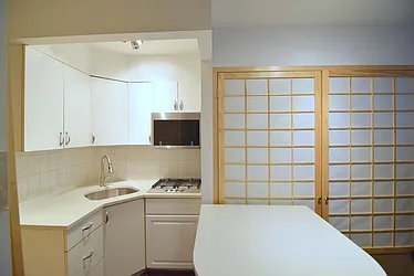 Rented by Safdie Realty Group