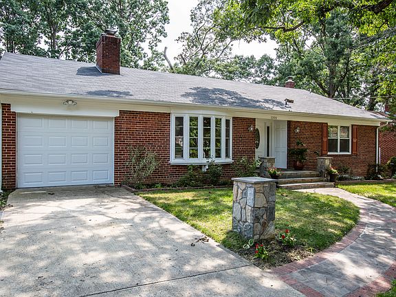 2nd image of 1100 Beverley Dr