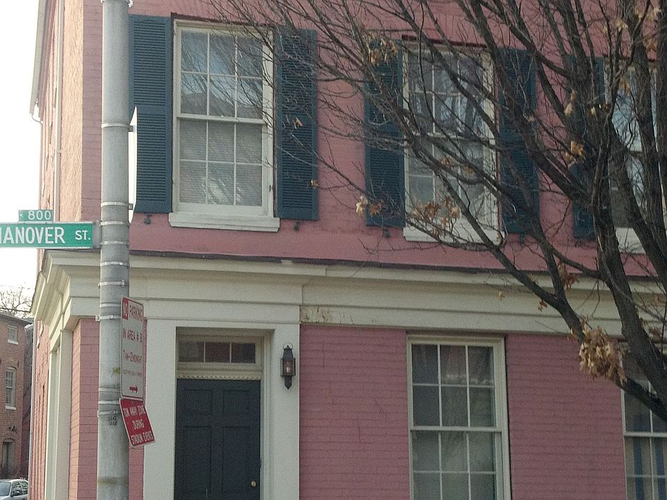 Separate front entrance