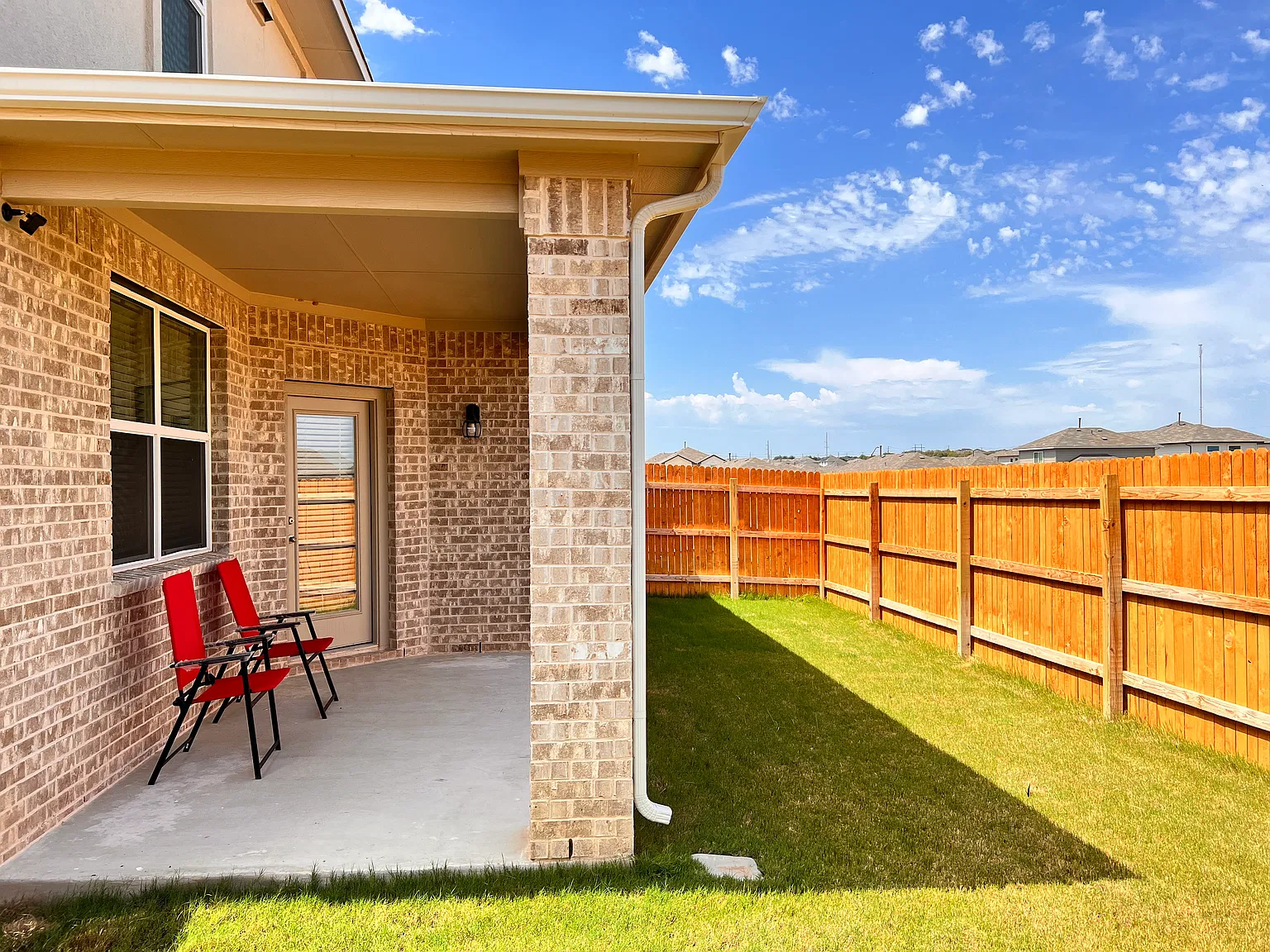 408 Baum Dr — Photo 1