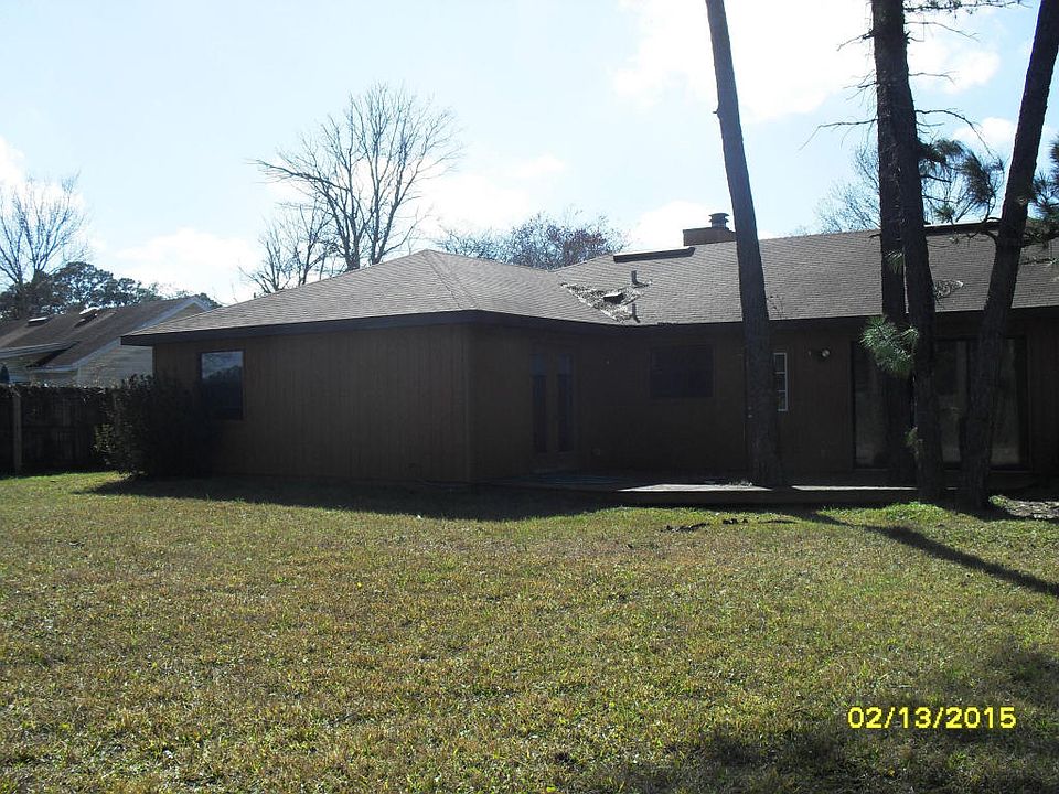2nd image of 2725 Treasure Cove Ln