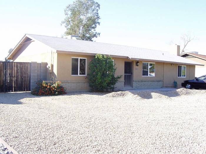2nd image of 1535 W Utopia Rd