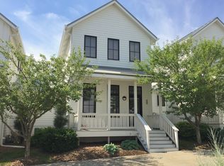 703 Caniglia Plz, Omaha, NE 68108