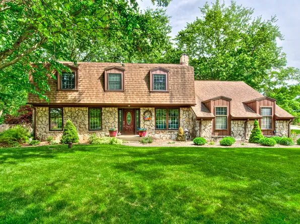 3103 Lakewood Dr, Indianapolis, IN 46234