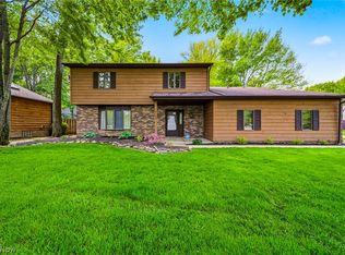 10108 Fair Rd, Strongsville, OH 44136