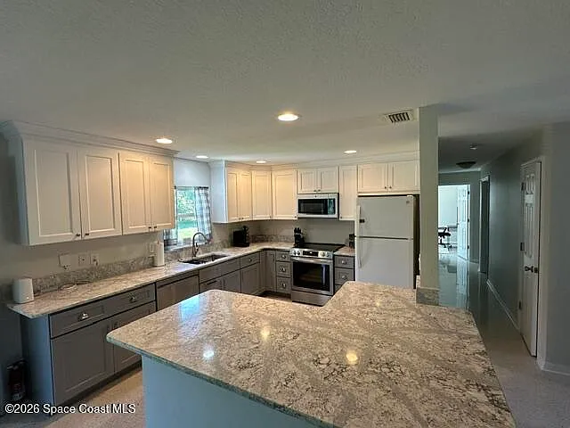 317 Dartmouth Ave — Photo 4