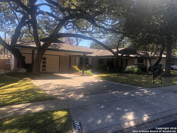 3rd image of 11642 Lida Rose Dr