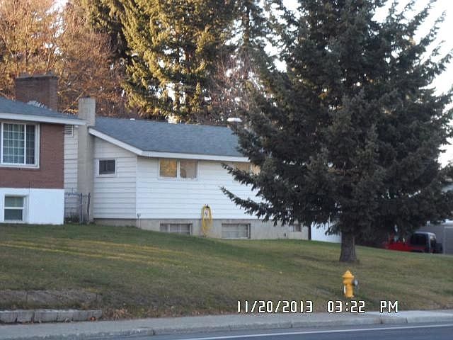 2nd image of 10521 N Waikiki Rd