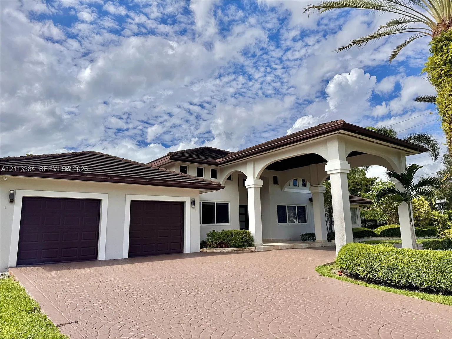 Allison Estates — Photo 3
