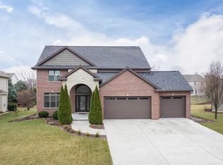 2805 Alana Way, Bloomington, IL 61705