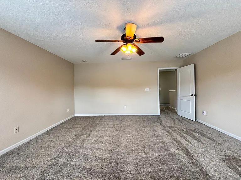850 Quiet Stone Ln — Photo 37