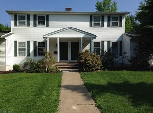 83B E Main St, Mendham, NJ 07945
