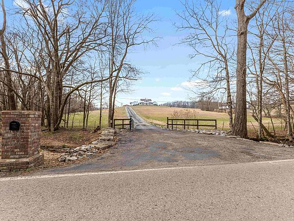 2nd image of 1103 Rogues Fork Rd