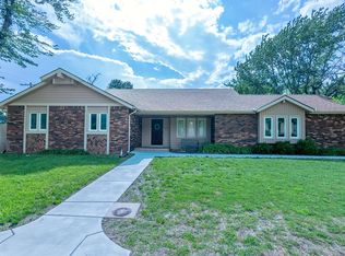 281 S Gleneagles Rd, Wichita, KS 67209