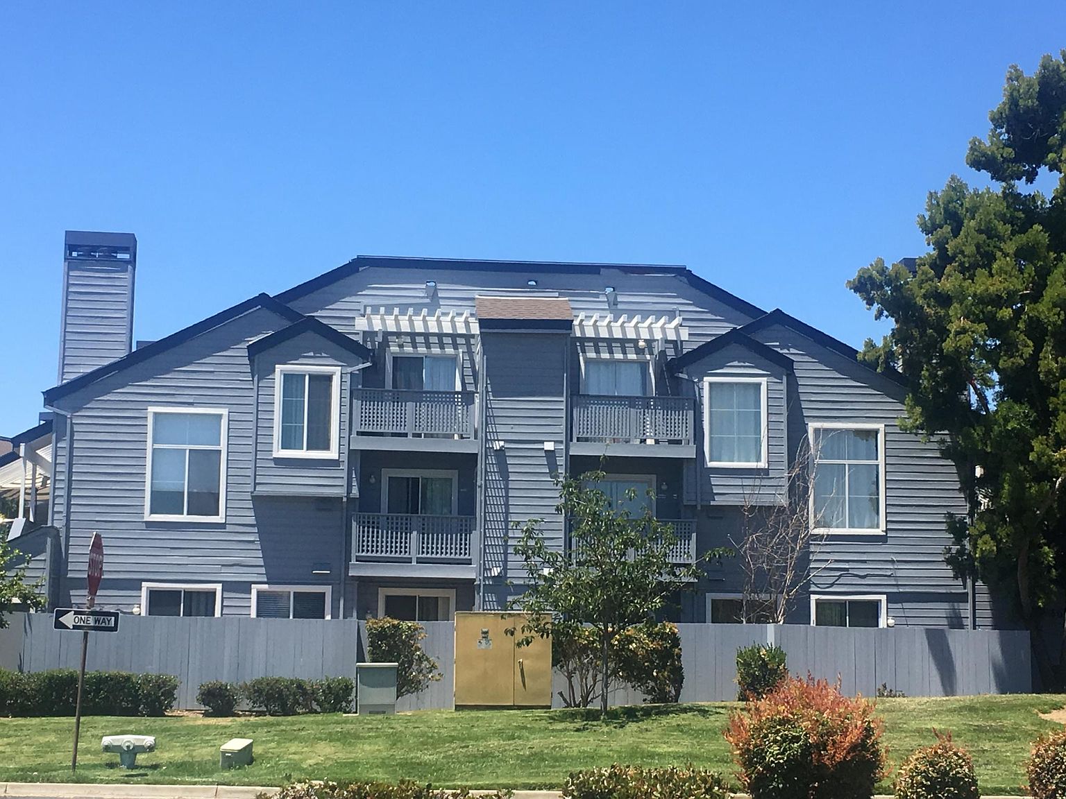 473 Cork Harbour Cir APT H, Redwood City, CA 94065 Zillow