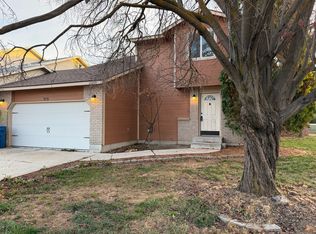 919 Cove Arm Cir, Nampa, ID 83651