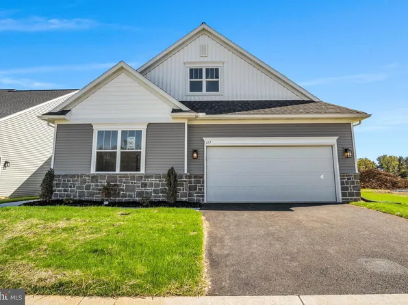 117 Bellflower Ave, Annville, PA 17003