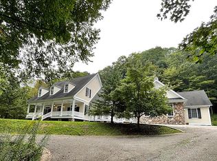 979 Hawthorne Valley Rd, Snowshoe, WV 26209