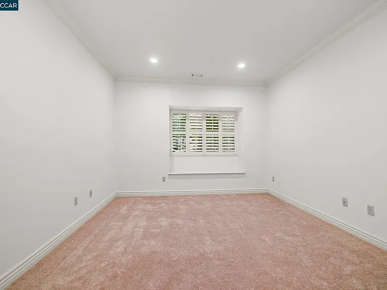 5022 Lakeview Dr #101 — Photo 15