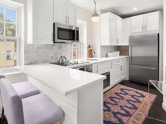 Rented by REAL New York | media 5