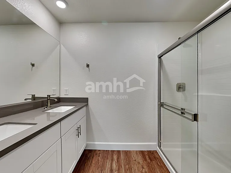 1609 Viaggio Ave — Photo 12
