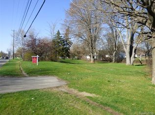 17360 Beech Daly Rd, Redford, MI 48240