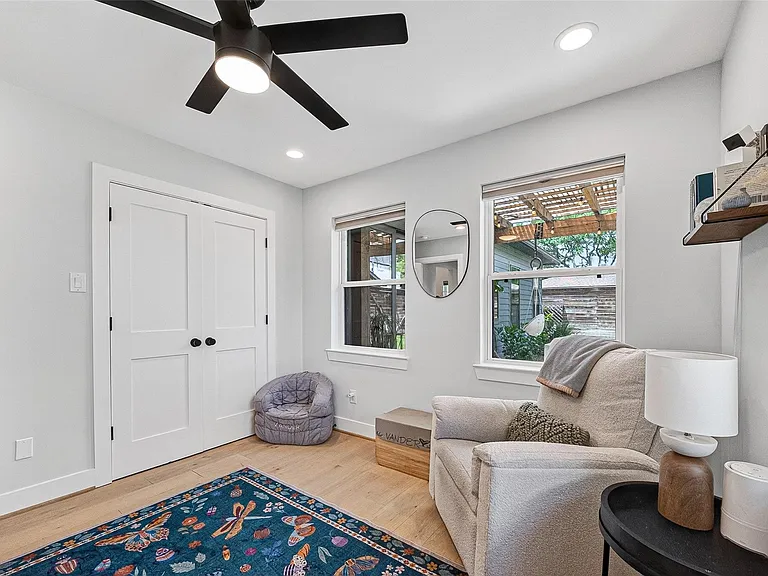 209 Woodard St — Photo 35