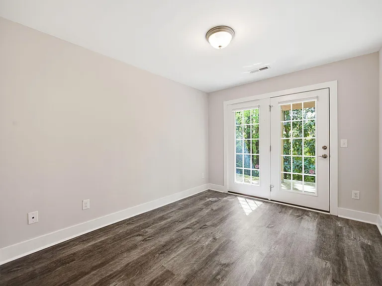 2800 Bedford Green Dr #106 — Photo 21