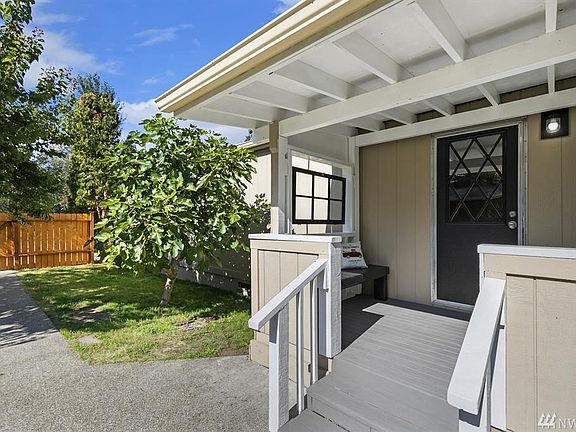 5th image of 12611 NE Philip Dr