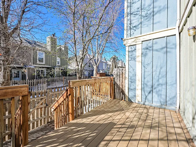 8165 S Fillmore Way — Photo 14