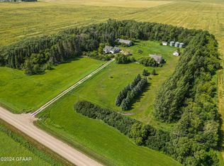 11381 86th St NE, Osnabrock, ND 58269