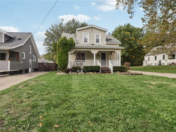 1674 Betz Dr, Akron, OH 44306
