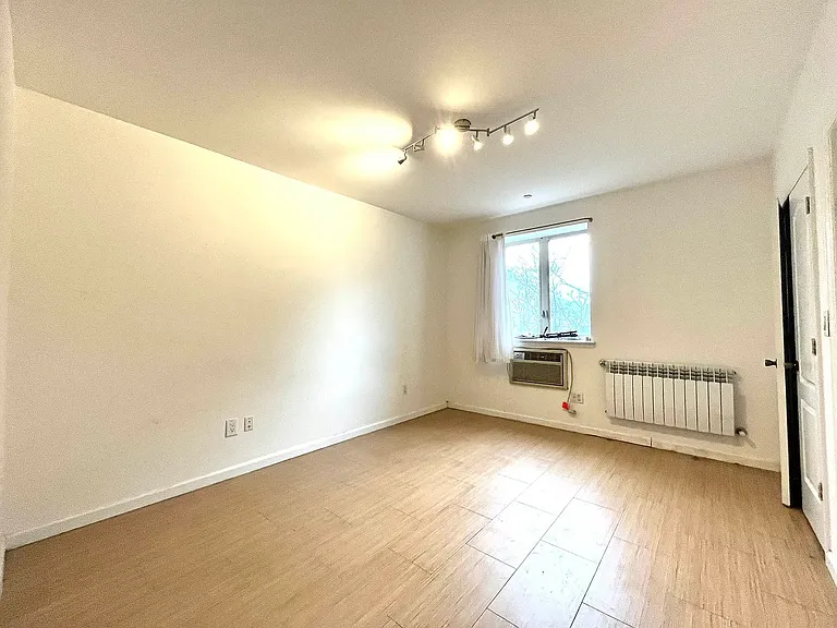 379 Lefferts Ave #2C — Photo 5