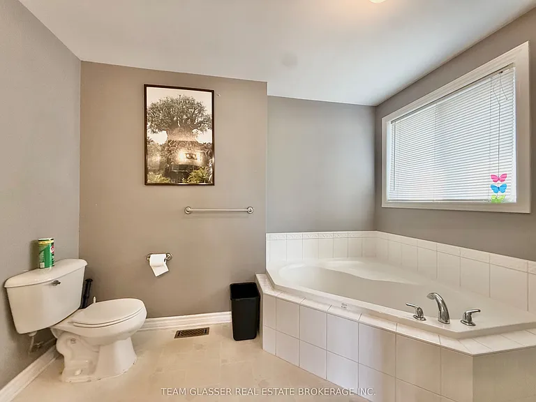 691 Oakcrossing Rd — Photo 9