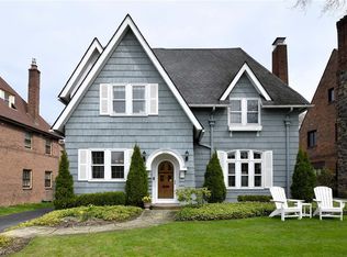 3341 Glencairn Rd, Shaker Heights, OH