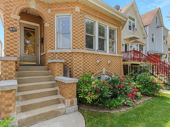 4th image of 2217 N Keeler Ave