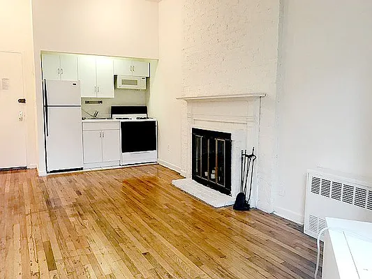 Rented by AJ Clarke | media 9