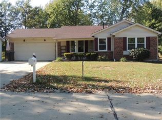 117 Mill Spring Ln, Saint Peters, MO 63376