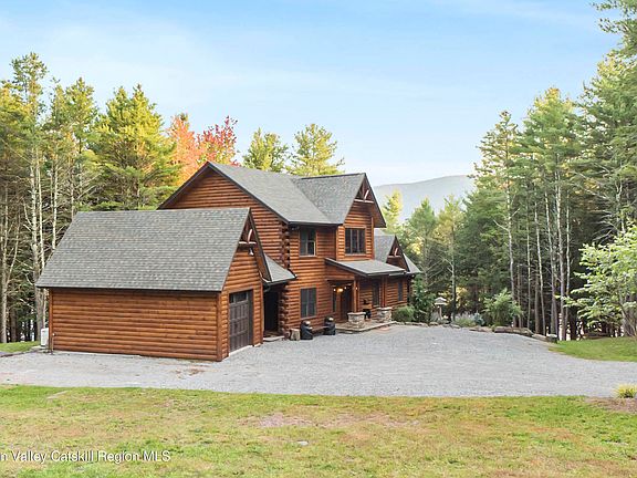 3rd image of 85 Conifer Lake West Rd.