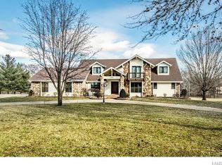 233 Dardenne Farms Dr, Saint Charles, MO 63304