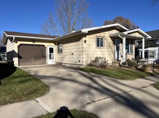 1027 Prairie Avenue, Hillsboro, WI 54634
