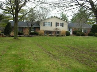 1900 Hart Rd, Lebanon, OH 45036