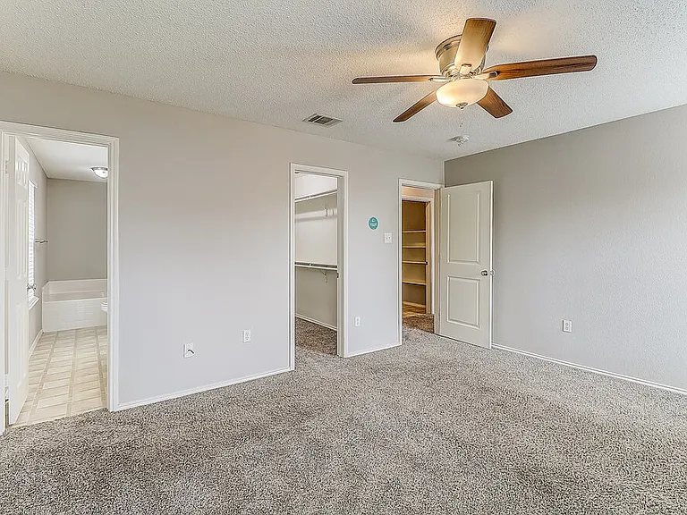 9209 Saint Martin Rd — Photo 13