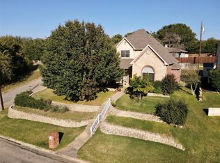 209 Arapaho St W, Sherman, TX 75092