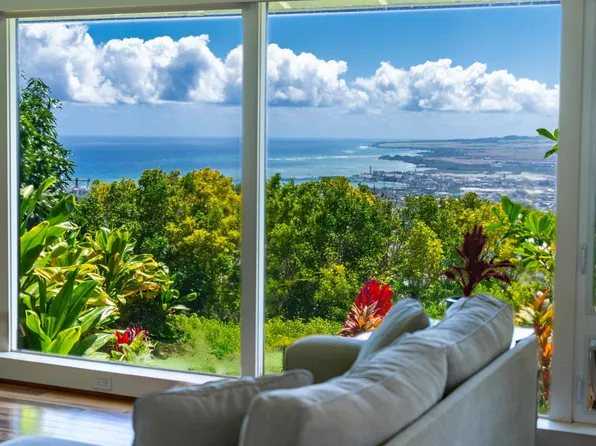 3075 Alaneo Pl, Wailuku, HI 96793